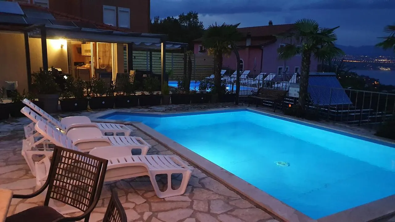 Apartments Kroatien ロヴラン