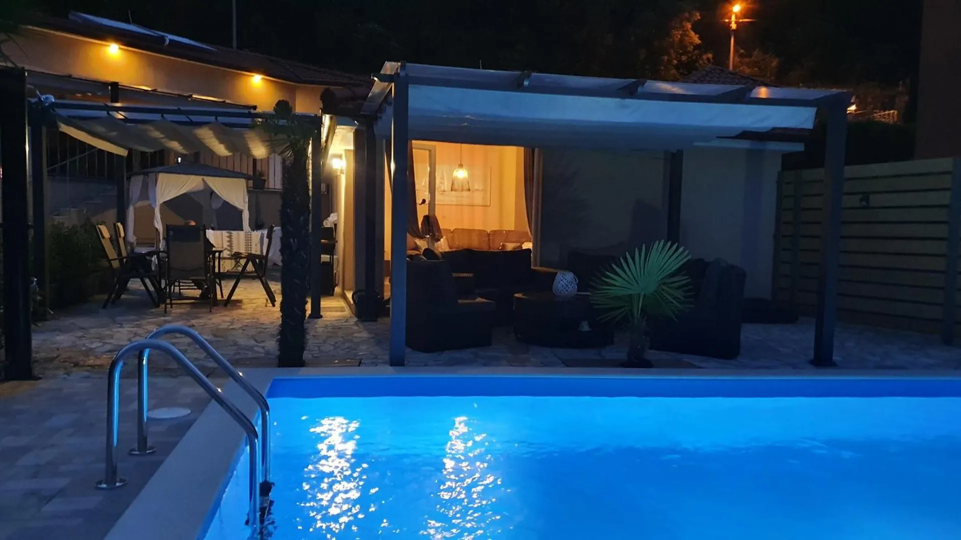 Apartments Kroatien ロヴラン