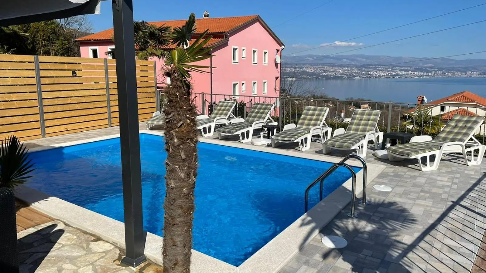 Apartments Kroatien ロヴラン