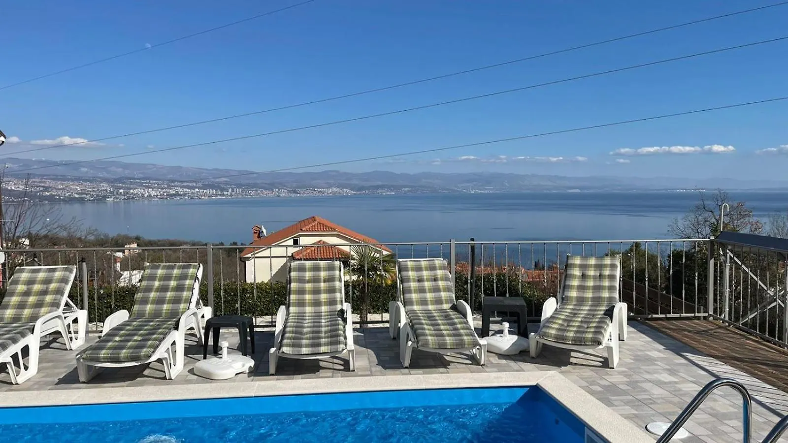 Apartments Kroatien ロヴラン