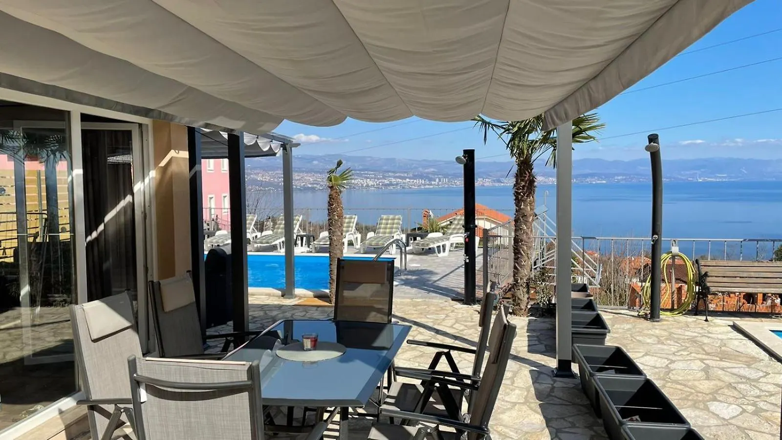 Apartments Kroatien ロヴラン
